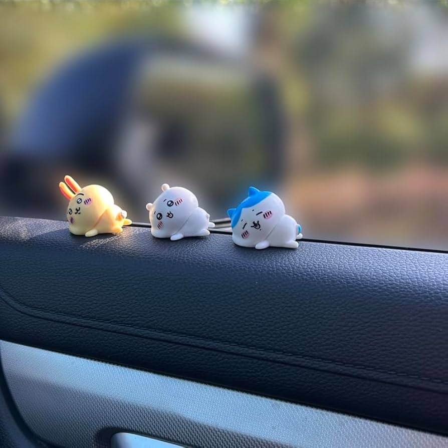 Amazon.co.jp: ちいかわ グッズ フィギュア ミニ 車 飾り 置物