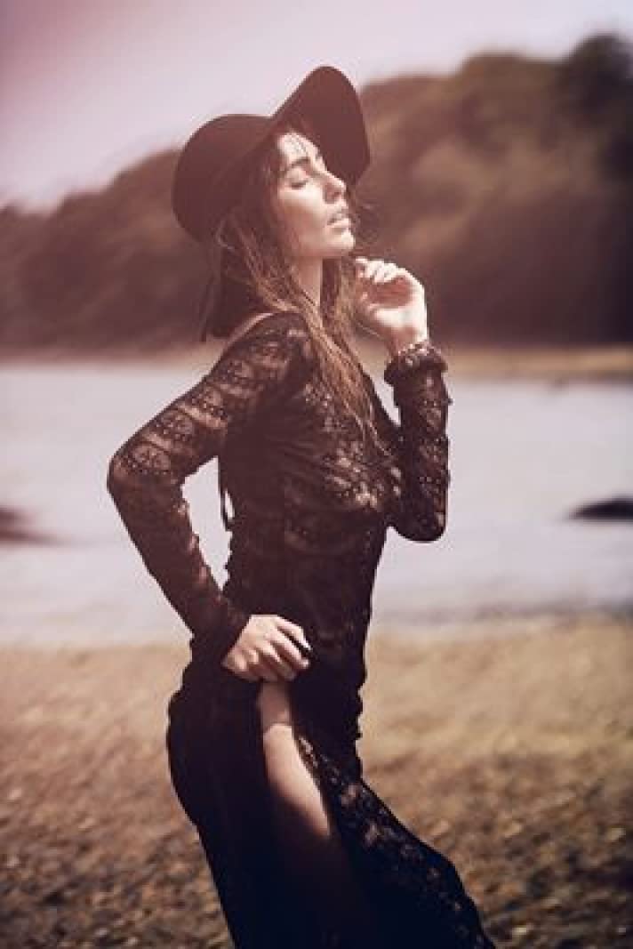 Shine On Anna Carradice French - 24X36 Rare Poster Photo Print SOG #PDI309475