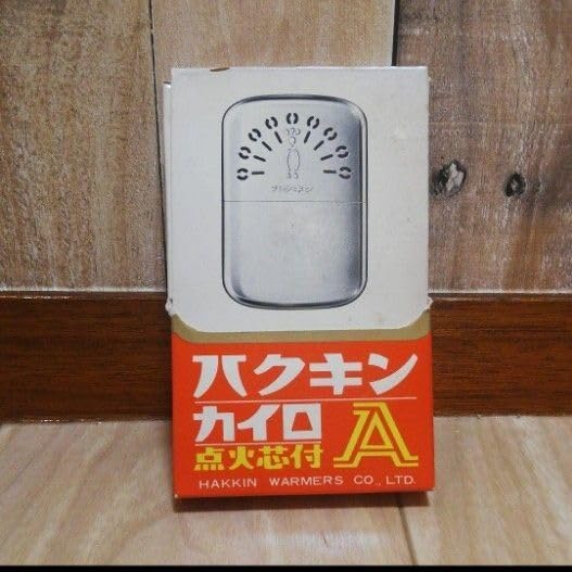 【未使用】ハクキンカイロA 点火芯付 レトロ 保温 昭和レトロ キャンプ 冷え性 未使用 ハクキンカイロA 点火芯付白金懐炉 昭和レトロ 箱痛み