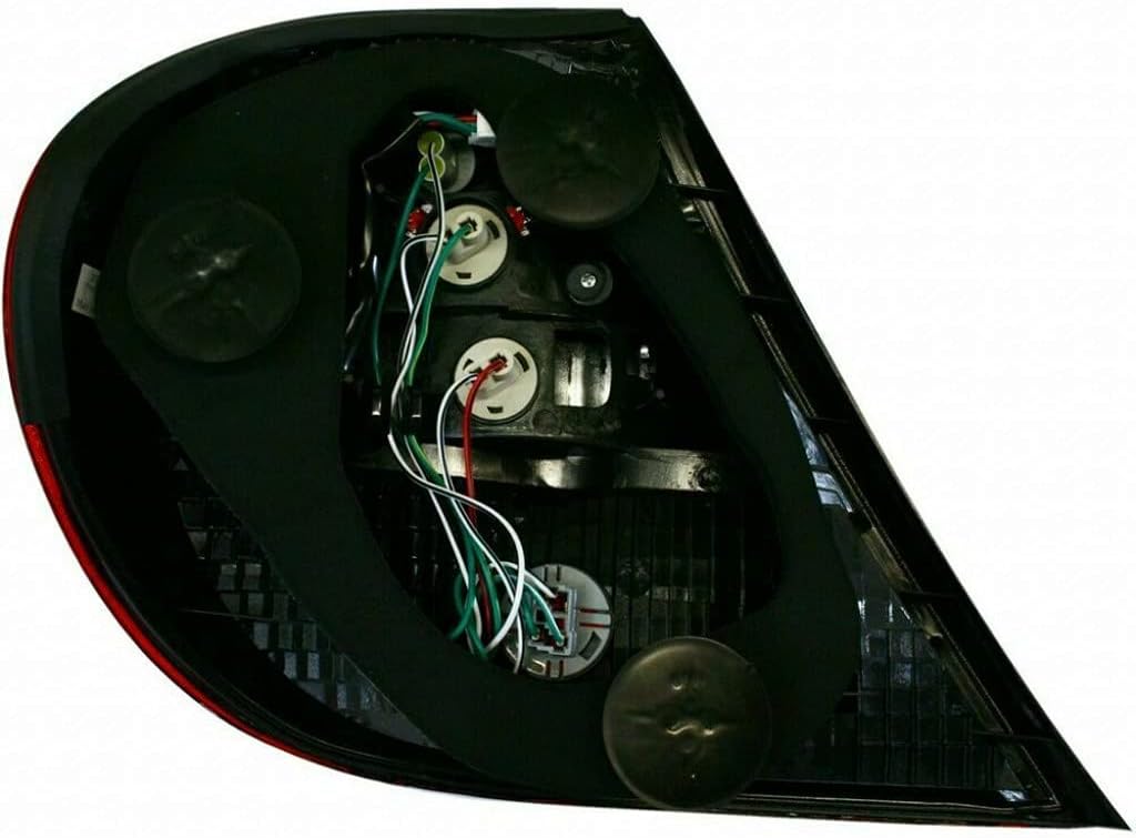 For 2002 03 2004 Toyota Camry Rear Tail Light Passenger Side | Replacement For TO2801143 | 81550-AA050