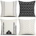 LAXEUYO Housse de Coussin, Lot de 4 en Lin géométrie Simple Décoratif Taie d'oreiller pour Canapé Chambre Maison Bureau Voiture avec Fermeture Glissière Invisible,45 x 45 cm Noir Blanc