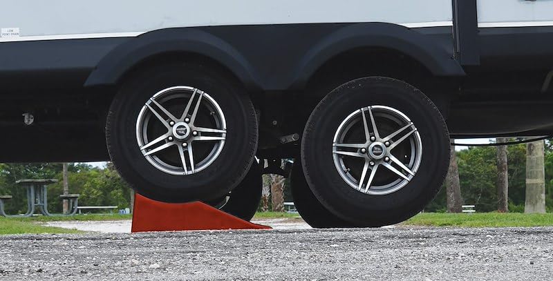 Leveling Block Used to Change Dual Axle Trailer Tire 5-1/2 Inch Lift Ramp Style 8-1/2 Inch Width 15000 Pound Load Capacity Plastic