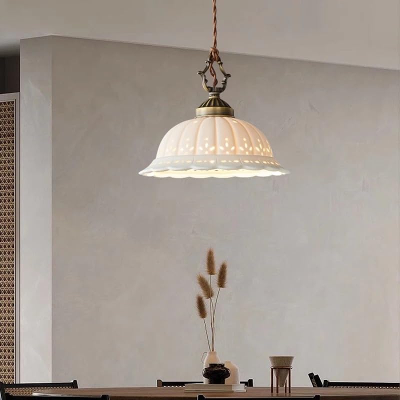 Suspension de luxe en cuivre et céramique au design raffiné pour salon
