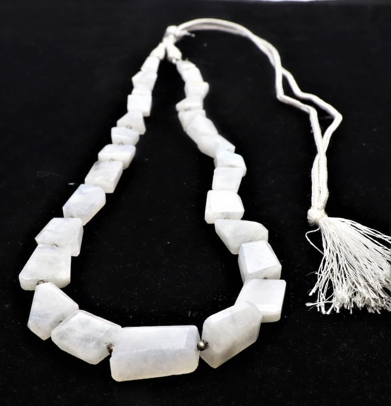 Perles à facettes blanches de qualité supérieure pour bijoux en pierre
