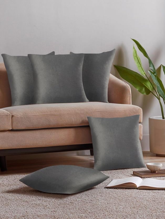 Image of Amazon Brand - Umi Velvet Decorative Cushion Cover 18x18 Inch - Set of 5, Soft Solid Square Throw Pillow Covers for Sofa, Living Room or Home Decor - 45x45 cm in Silver Color