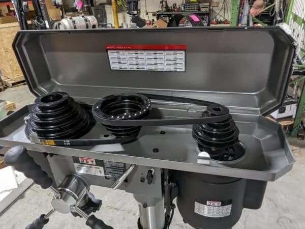 Belt and pulley system for speed adjustment on JET J-2500 Drill Press