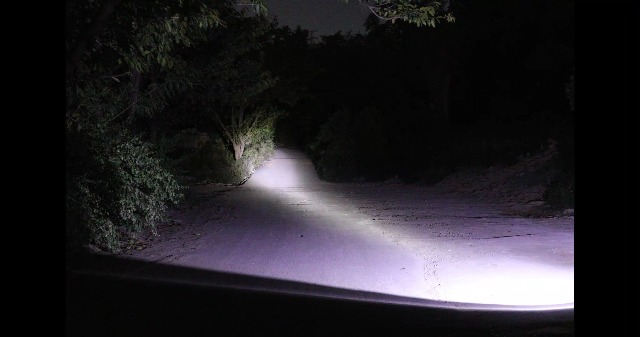 Amazon.com: Kmivo Rechargeable Spotlight, 2,000,000 Lumens Super