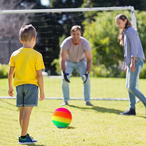 TZQFROCE 2 Stück Bouncy Kickball Regenbogen Ball PVC 8.5 Zoll Softball Kinder Spielball mit Pumpe für Backyard Park und Beach Outdoor Fun