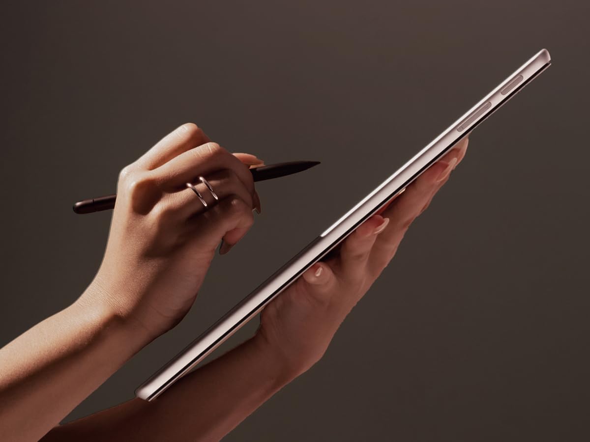 Microsoft Surface Pro 11ª Edizione Copilot+ PC 13" OLED Touchscreen Snapdragon X Elite 16GB RAM 256GB SSD Nero