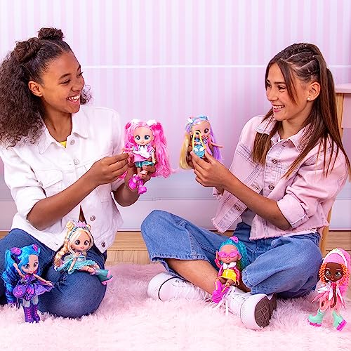 Image of BFF BY CRY BABIES S3 Daphne Collectable Fashion Doll with Long Hair, Fabric Clothing and 9 Accessories, Ideal for Girls and Children from 3 Years