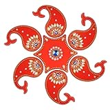 sharan 2019 occasion Élégant ensemble rangoli en acrylique : ce rangoli en acrylique rouge dispose d'un beau motif de dauphin avec Laxmi Charan (empreintes de pieds) au centre, parfait pour ajouter du charme traditionnel à n'importe quel espace festif.