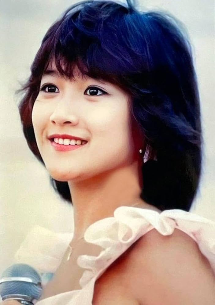 Amazon.co.jp: 岡田有希子 No.2 L判写真1枚 : おもちゃ