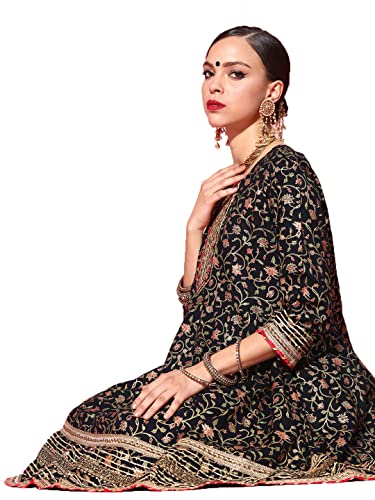 Image of ishin Women Salwarsuitset