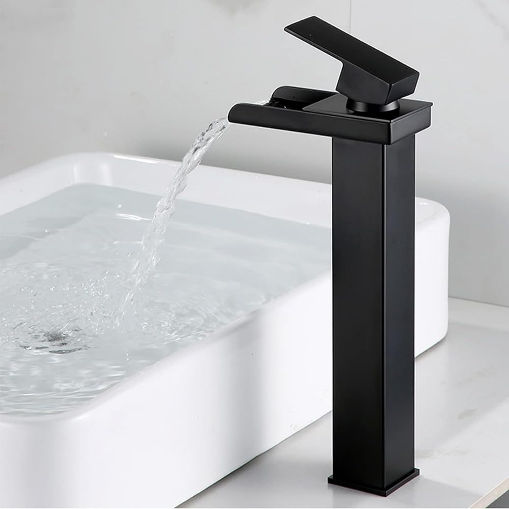 Robinet cascade pour évier de salle de bain moderne style spa et ambiance zen