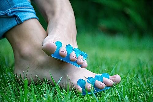 Toe Separators and Toe Separator Toe Stretcher Divider Spacer Gel Nail Polish Toe Spacers Hammer Toes for Women and Men Relaxing Toes Alleviating Toe Pain After Sports Activities. - Image 7