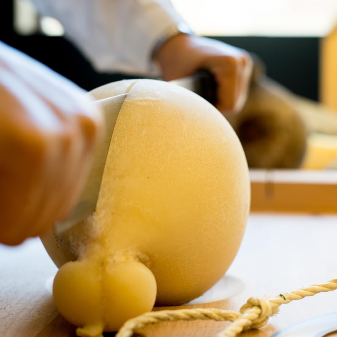 Caciocavallo Irpino Giovane | Formaggio Italiano a pasta filata | Stagionatura 60 gg | Kg 2,200 peso medio garantito