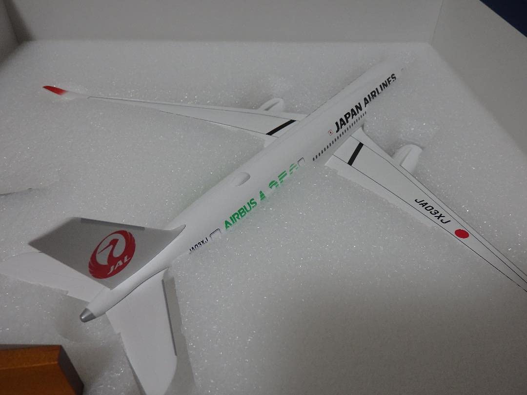 Amazon.co.jp: 限定 日本航空 JAL A350 エアバス 3号機 1:200 モデル