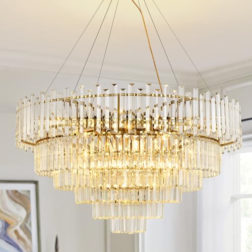Lustre moderne en cristal doré pour éclairer un grand séjour avec un plafond haut