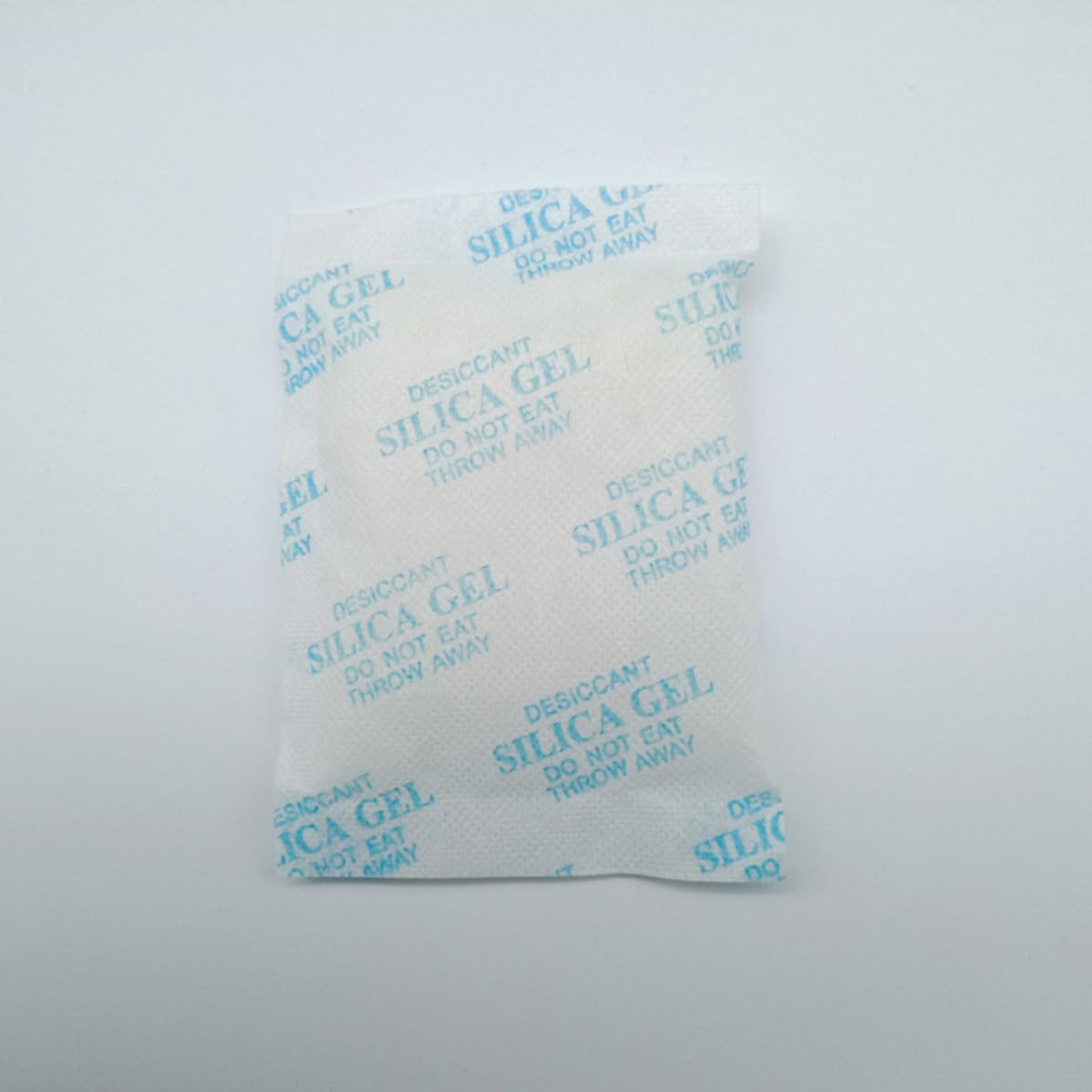 ibasenice 100 Pezzi Bustine di Silice Assorbitore di Umidità da 10g Tessuto Non Tessuto Blu per Armadio e Cassetto Riduce la Condensa e Previene la Corrosione
