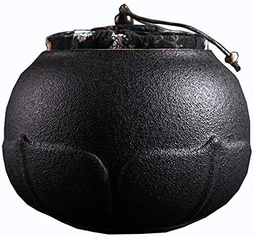 Urne funéraire en céramique artisanale pour l'hommage d'un proche