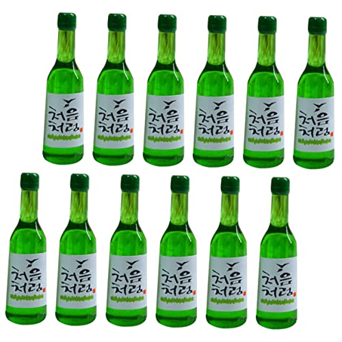 MUSISALY 15pcs Simulated Rice Wine Mini Beer Bottles Miniature Bottle Mini Toys Mini Wine Drink Resin Green