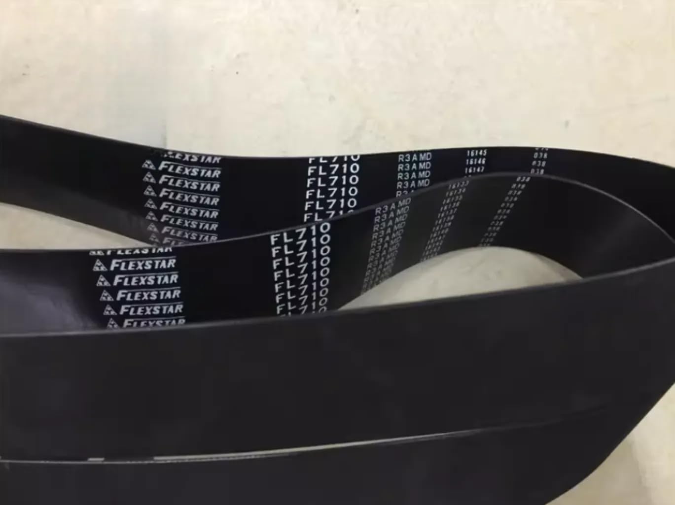 Seamless Rubber Flat Belt, 1-Pack, FL Series Replacement for FL1400 FL1500 FL1600 FL1700 FL1800 FL1900 FL2000, Industrial Drive Belt (15/20/25/30mm Width) (Flat Belt, 1-Pack, FL1600, 30mm Width)