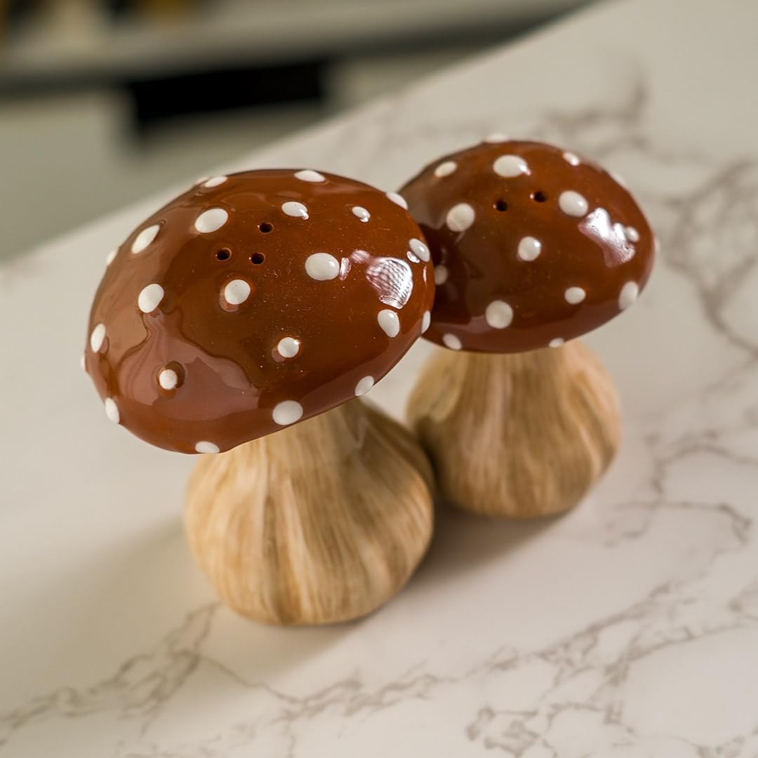 Pacific Giftware Ceramic Autumn Harvest Mushroom Salt and Pepper Shakers Set (Brown) Hand-Painted Fall-Themed Tabletop Kitchen and Dining Room Decor 3.43"H