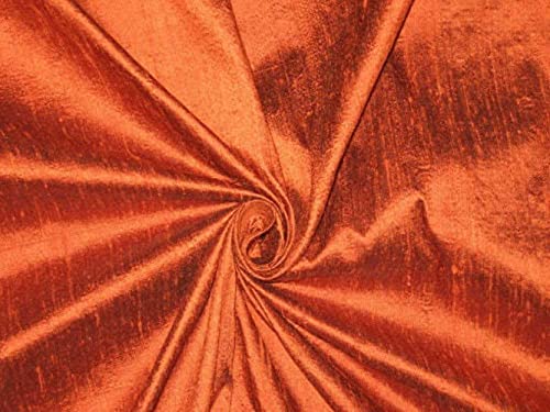 Soie Dupioni orange shot noir pour confectionner des rideaux et coussins de luxe