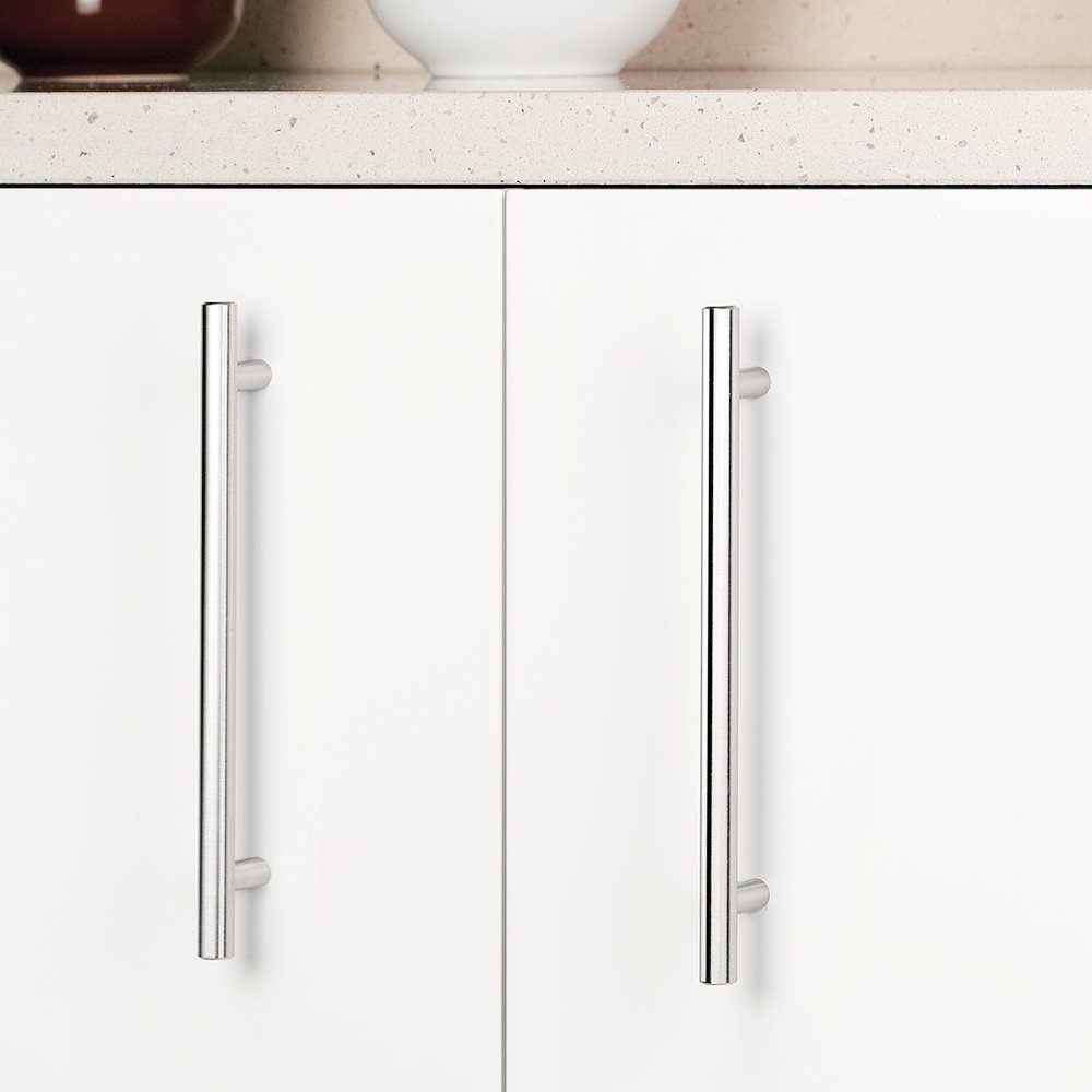 Lindby Djamila LED klemlamp, nikkel gesatineerd