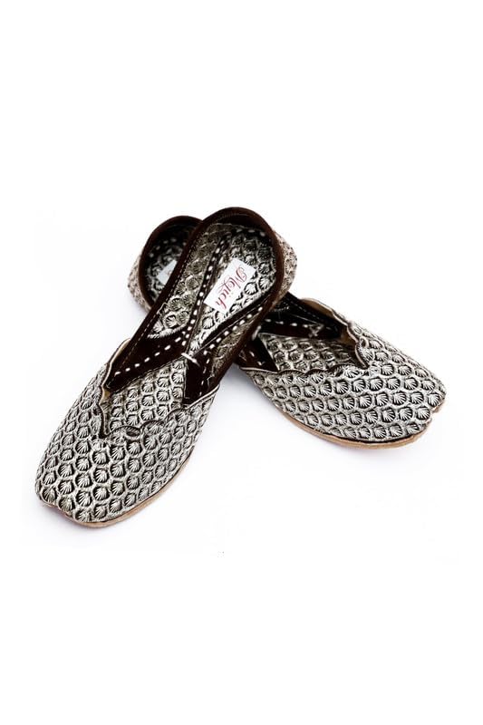 Genuine Soft Leather Jutis Anarkali Zarri Work Traditional Punjabi Girl's Wedding Flat Jutti Ladies Mojari4