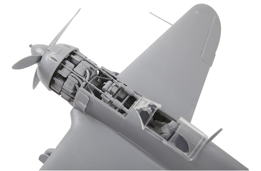 Amazon.com: ZVEZDA 4803 - Soviet Fighter LAVOCHKIN LA-5 - Plastic