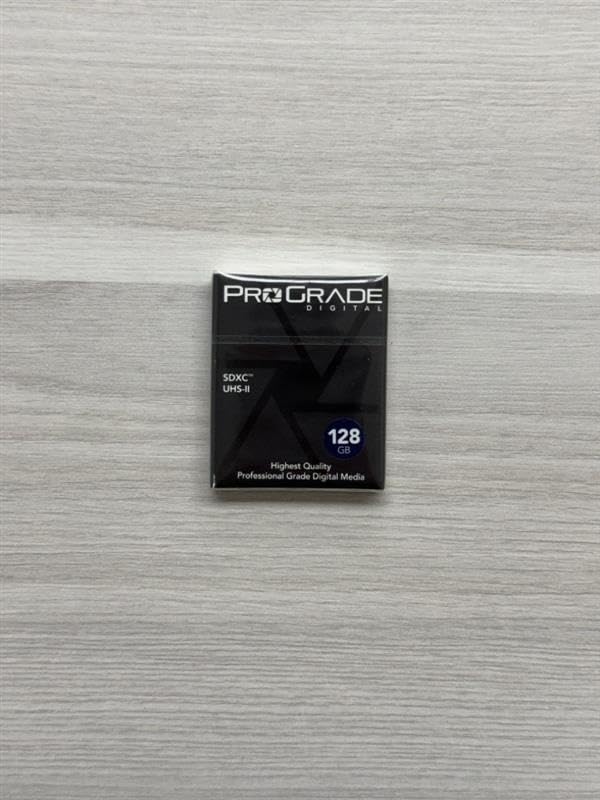 ProGrade Digital 【SDXC UHS-II V90】 SDXCV90256GB_677x844px_238x300