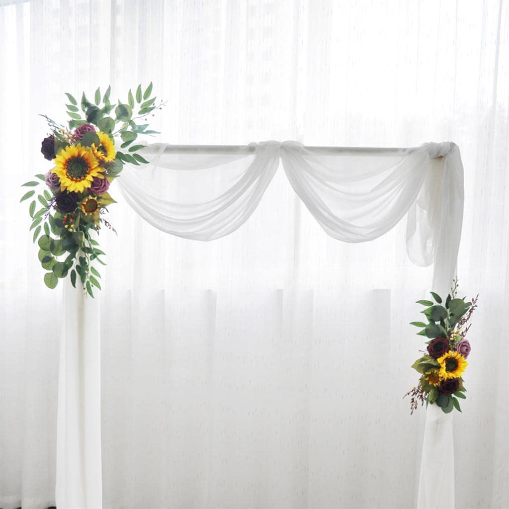 Blumenbogen, Sonnenblumen, Blumengirlande für Gartenempfang zu Hause