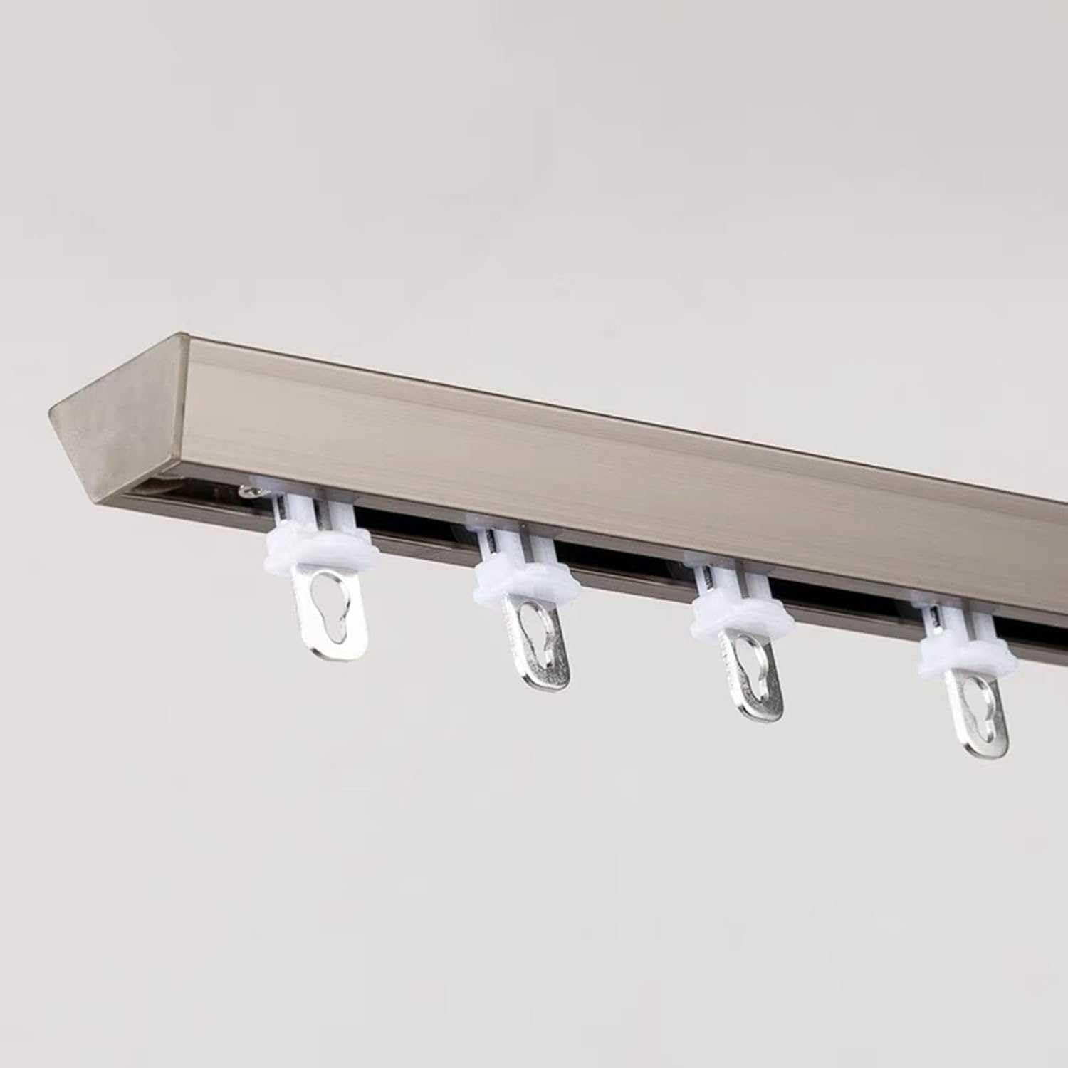Rail de rideau encastré haut de gamme en aluminium blanc pour intégration plafond moderne