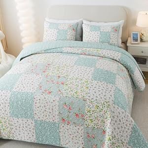 Soul & Lane Whispering Flowers Cotton Quilt Set - Twin Size with 1 Sham, White and Blue Pieced Patchwork Design, Country Floral Quilted Comforter, Lightweight Summer Farmhouse Bedding Soul Lane Whispering Flowers Cotton Quilt Set Twin Size with 1 Sham White and Blue Pieced Patchwork Design Country Floral Quilted Comforter Lightweight Summer Farmhouse Bedding
