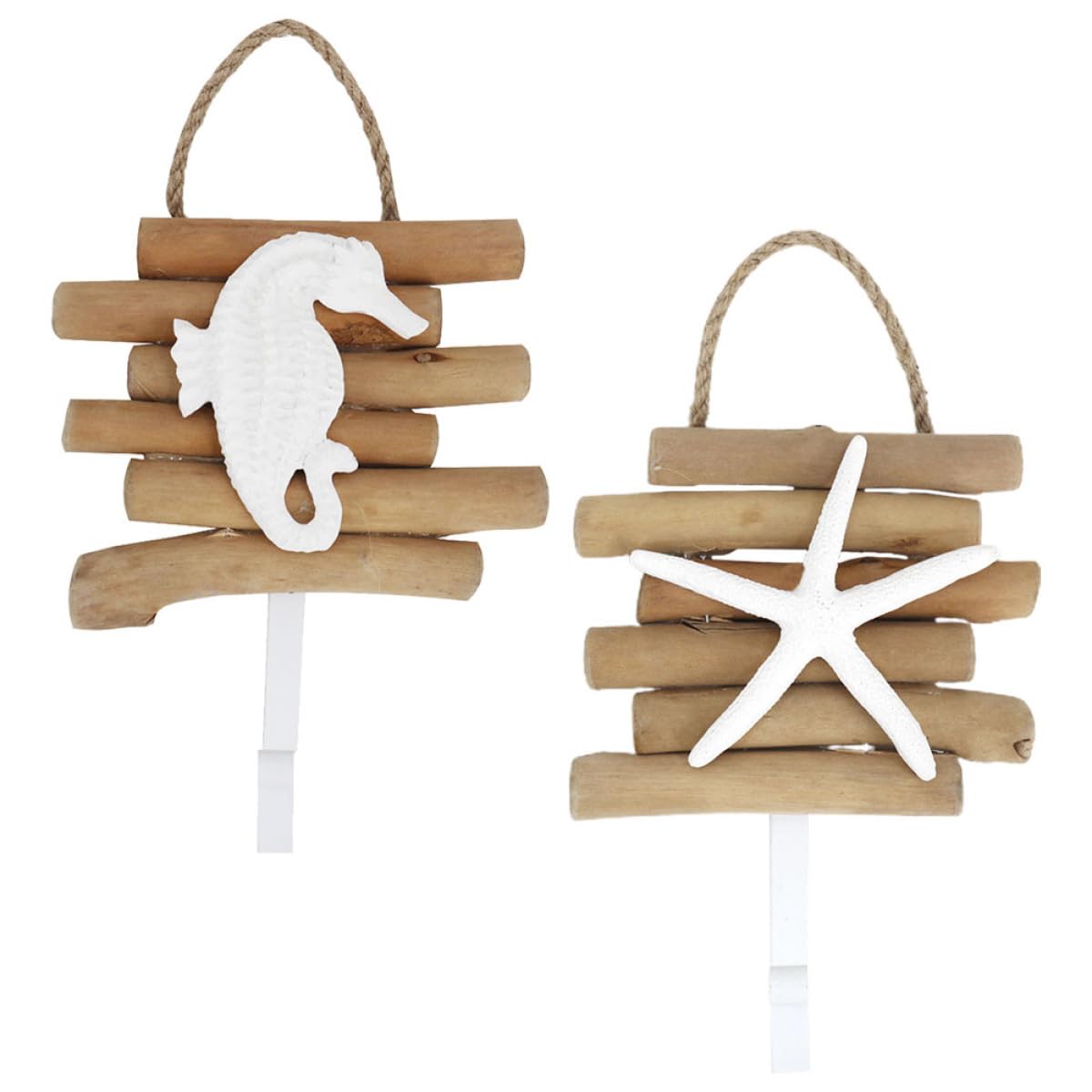 Crochets muraux suspendus en bois dans l'entrée pour créer un coin vestiaire accueillant