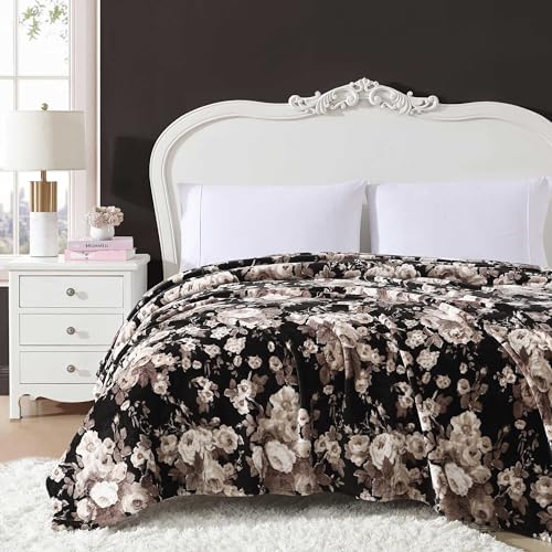 Image of Betsey Johnson - Blanket, Ultra-Soft Plush Bedding, Warm & Cozy, Oversized Room Essentials (Vintage Floral Black, Full /Queen)