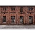 YongFoto 10x6.5ft Red Brick Building Backdrop European Vintage Medieval Architecture Shabby Window Photography Background Wedding Shoots Adults Boys Girls Tour Artistic Portrait Photo Studio Props
