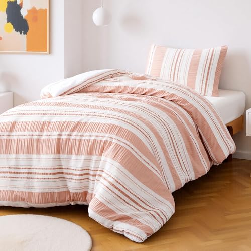 Image of Amazon Basics Comforter Set, 2-Piece Jacquard Comforter and Pillow Sham, All-Season Bedding, Twin, Pink Striped
