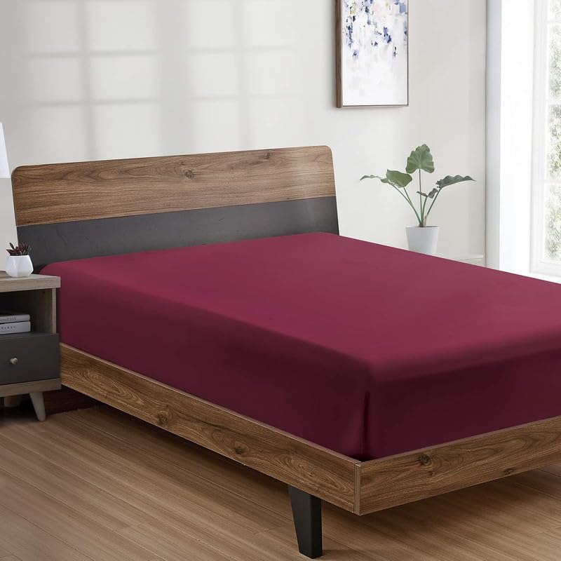 Image of Amazon Brand - Umi Cotton Feel Glace Cotton Fade Resistant Elastic Fitted Queen Size Bed Bedsheet with 2 Pillow Covers Fits Upto 8 inches Mattress, Size- 60x78x10 Inches, Maroon