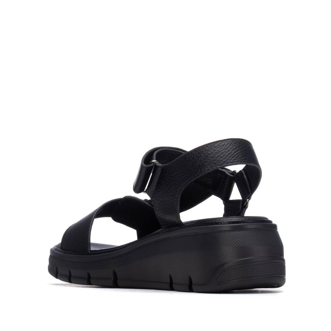 XTI - Sandale Femme - Chaussures confortables et polyvalentes – Mode décontractée