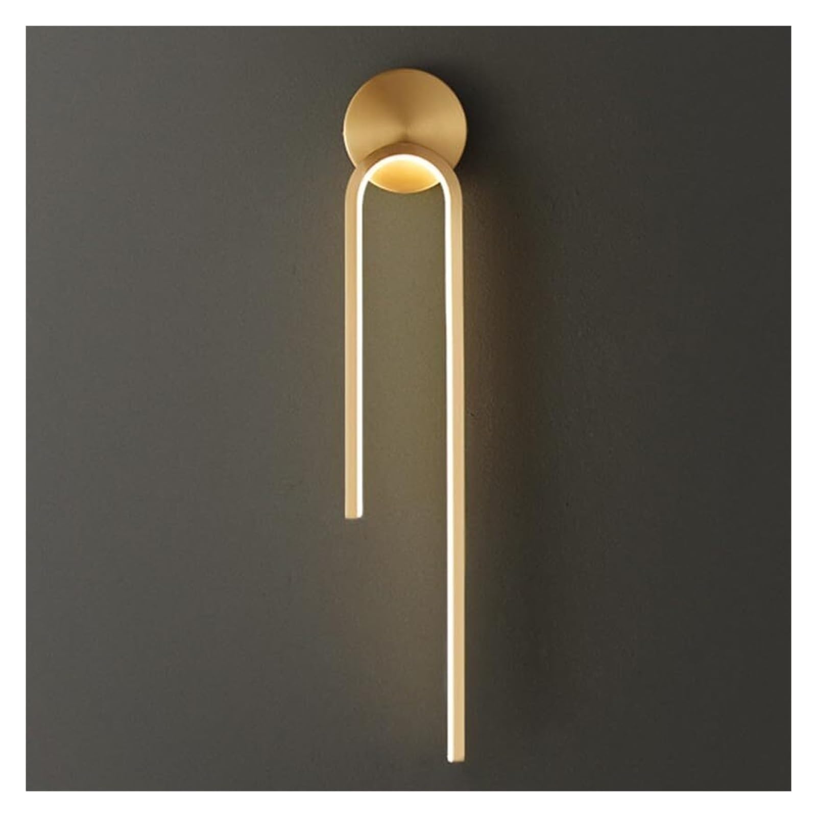 Applique LED laiton moderne pour sublimer l'ambiance de votre salon