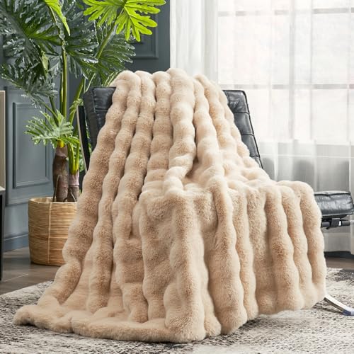 Cozy Bliss Faux Fur Throw Blanket for Couch Fuzzy Soft Plush Thick Bubble Blanket for Sofa Bedroom Living Room 50 * 60 Inches Beige