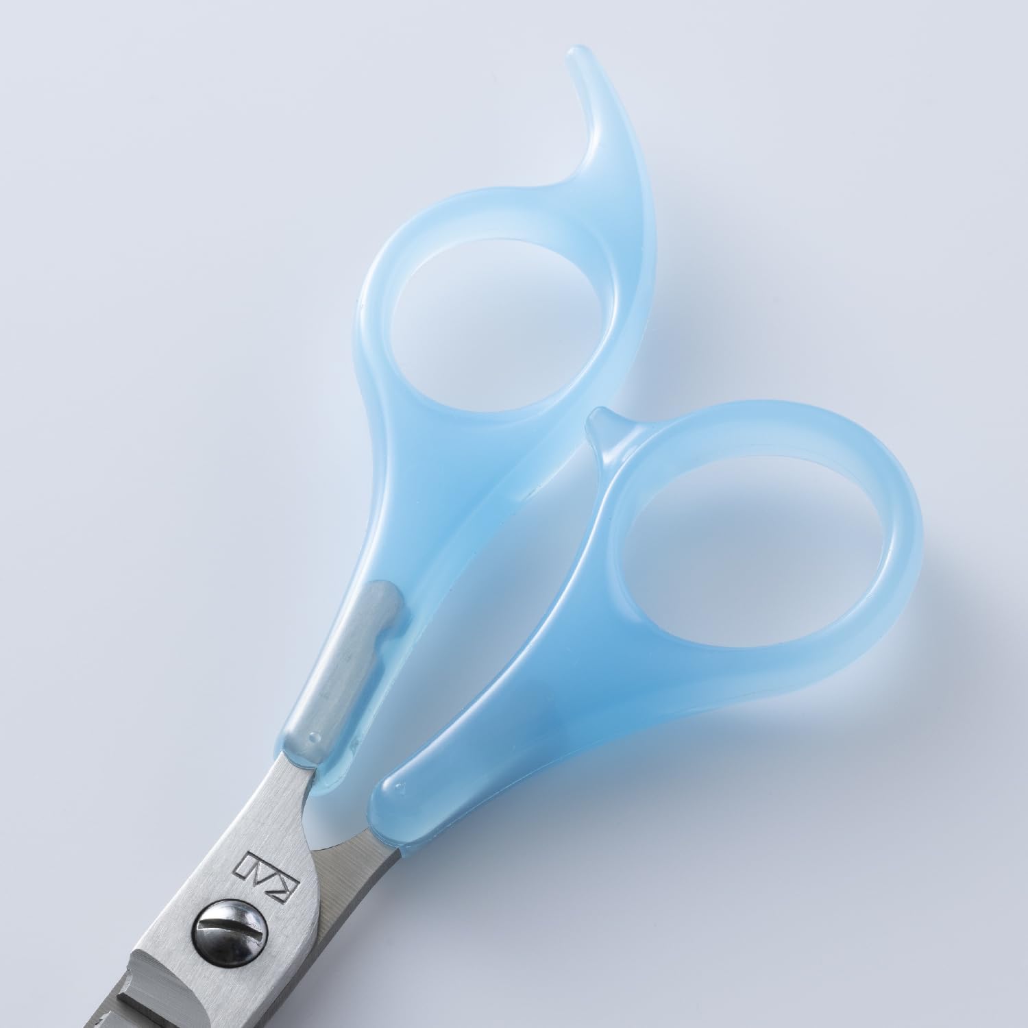 Skinit Scissors Shaggy for (with cap) kq3048