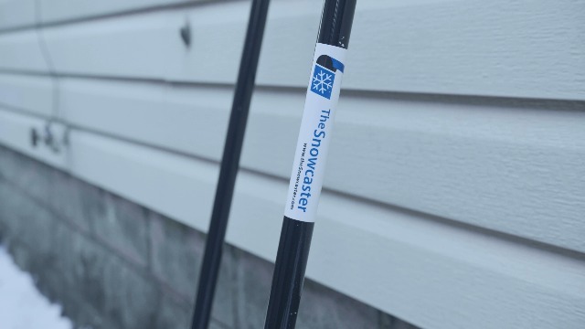 The-Snowcaster-30SNC-Wheeled-Snow-Pusher-Shovel-Blue The-Snowcaster-30SNC-Wheeled-Snow-Pusher-Shovel-Blue