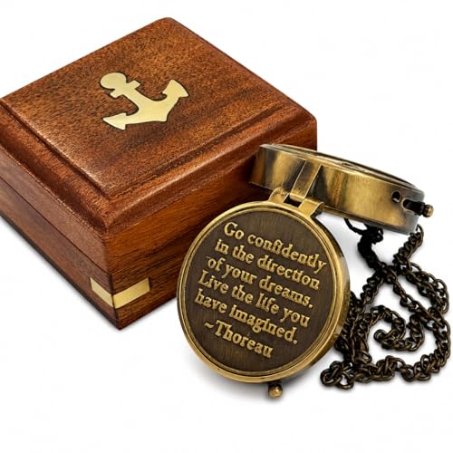 Brújula Vintage de Latón con Cita Grabada – “Go Confidently in The Direction of Your Dreams” – Brújula Náutica con Cadena y Caja de Madera de Rosal – Regalo para Graduación o Jubilación para Él o Ella