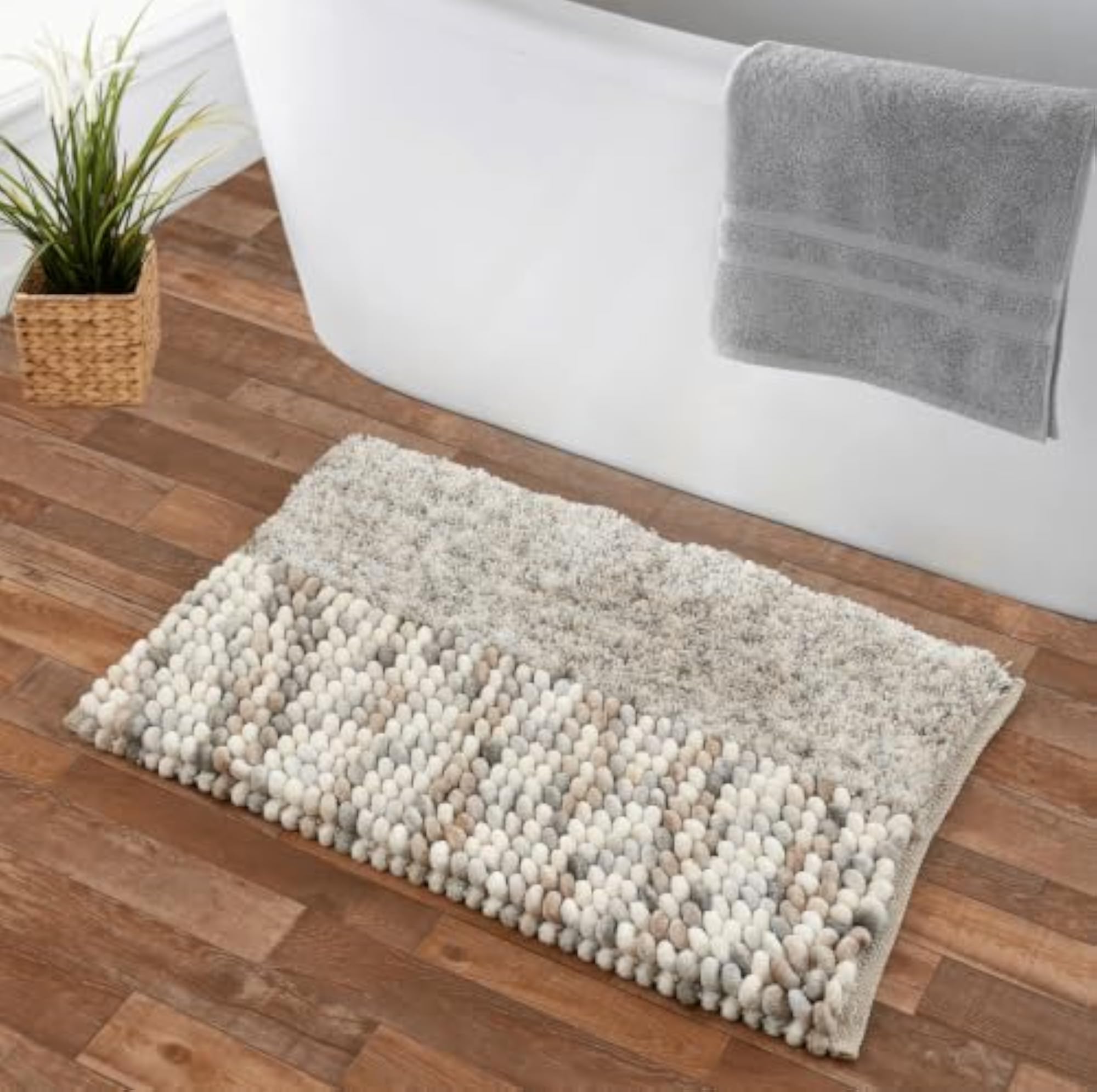 Pebble Luxe Microfiber Bath Mat, Moonstone Grey, Ultra Soft