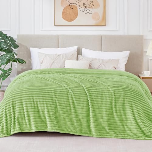 Image of BEDELITE Fleece Blanket King Size - 3D Ribbed Jacquard Soft and Warm Decorative Fuzzy Blankets - Cozy, Fluffy, Plush Lightweight Throw Blankets for Couch, Bed, Sofa(Sage Green, 108x90 inches)