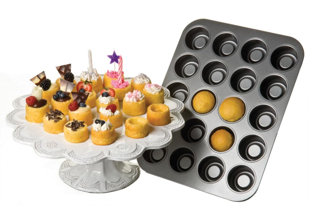 Chicago MetallicProfessional 20-Cup Tea Cake Pan