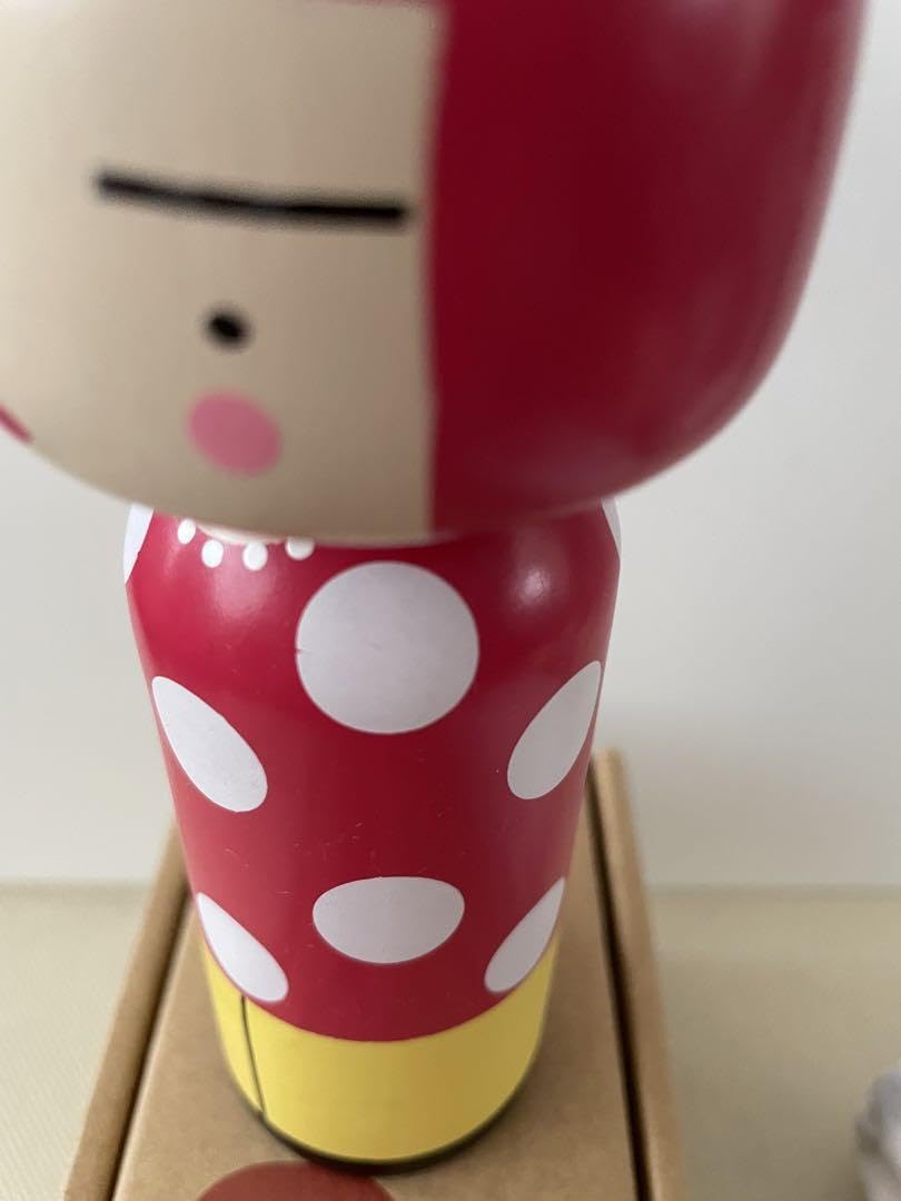 Amazon.co.jp: 草間弥生 Lucie Kaas ルーシーコース こけし : おもちゃ